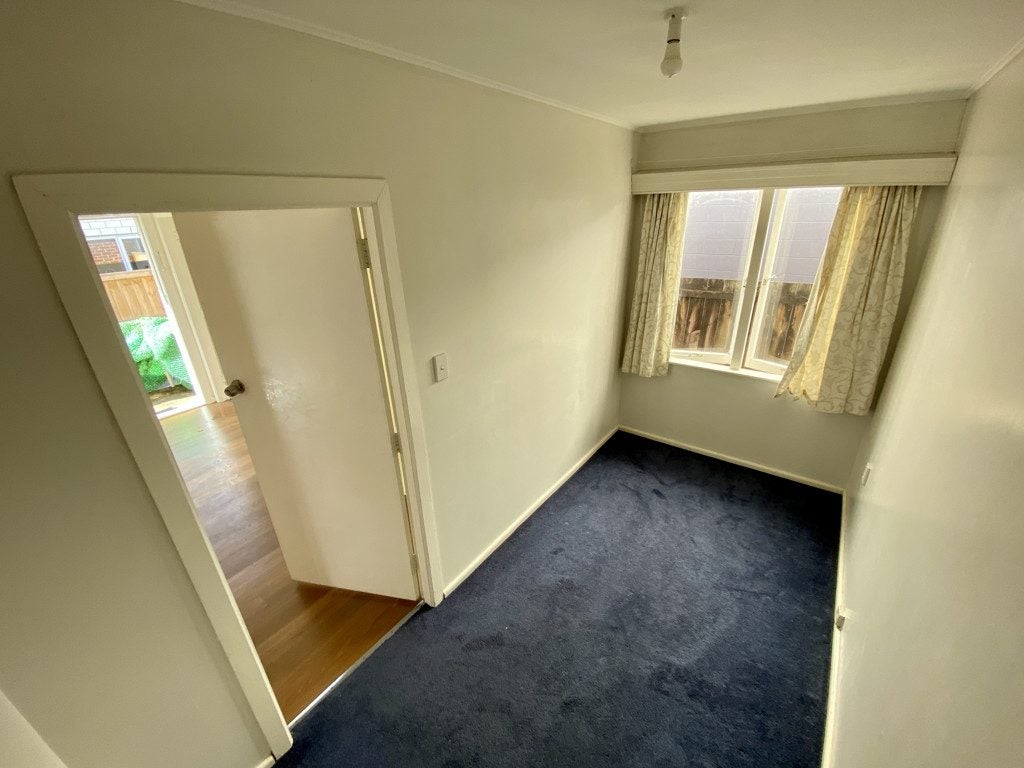 8 Woodford Road, Mount Eden, Auckland - Carousel 11