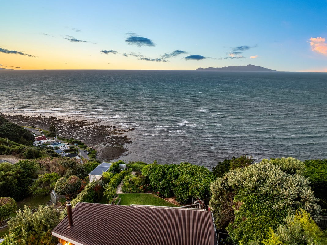 1 Haunui Way, Pukerua Bay, Porirua - Carousel 2