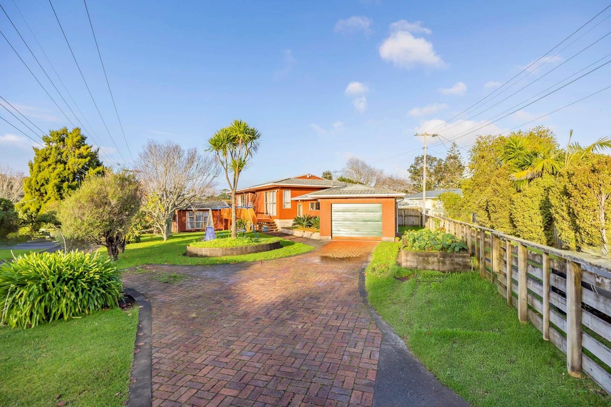 87D Lancaster Road, Beach Haven, Auckland - Carousel 1