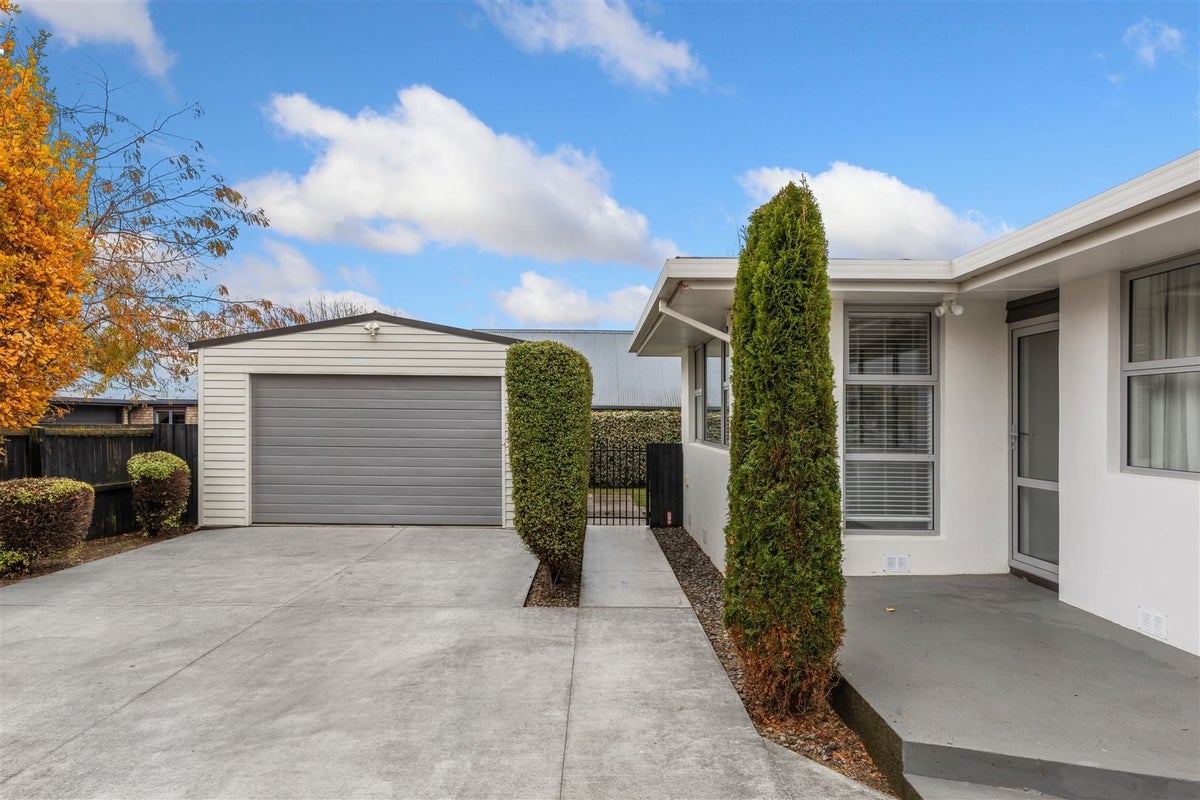 2/57 McFaddens Road, St Albans, Christchurch - Carousel 13