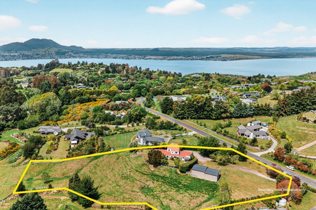 30 Ramsay Drive, Acacia Bay, Taupo - Carousel 2