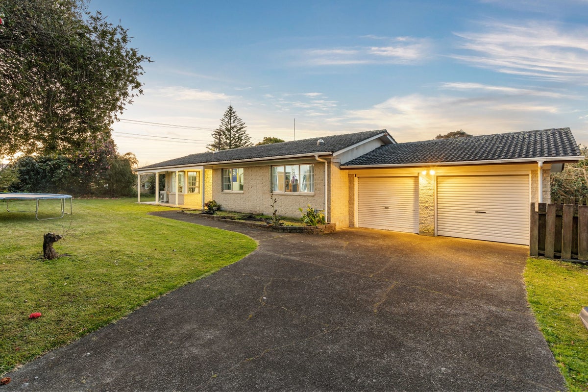 3 Rathgar Road, Henderson, Auckland - Carousel 1