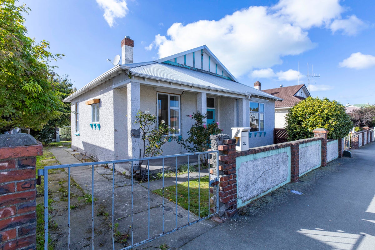 35 Wilson Street, Seaview, Timaru - Carousel 1