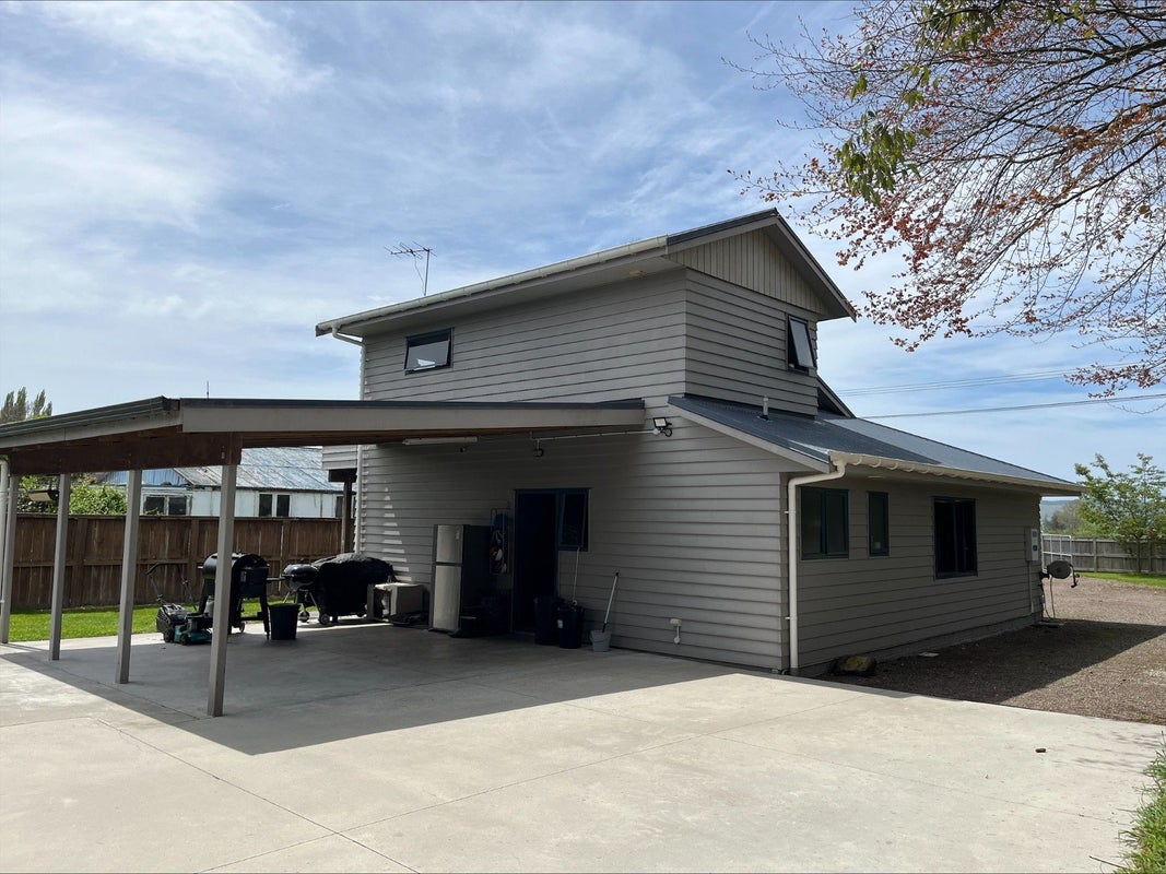3608 State Highway 5, Reporoa - Carousel 1