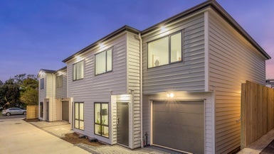 6/58 Gibraltar Street, Howick, Auckland - Carousel 1
