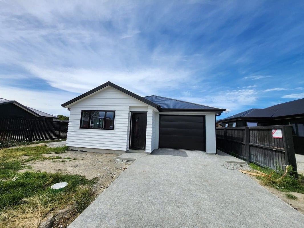 35 Akoranga Place, Hornby, Christchurch - Carousel 10