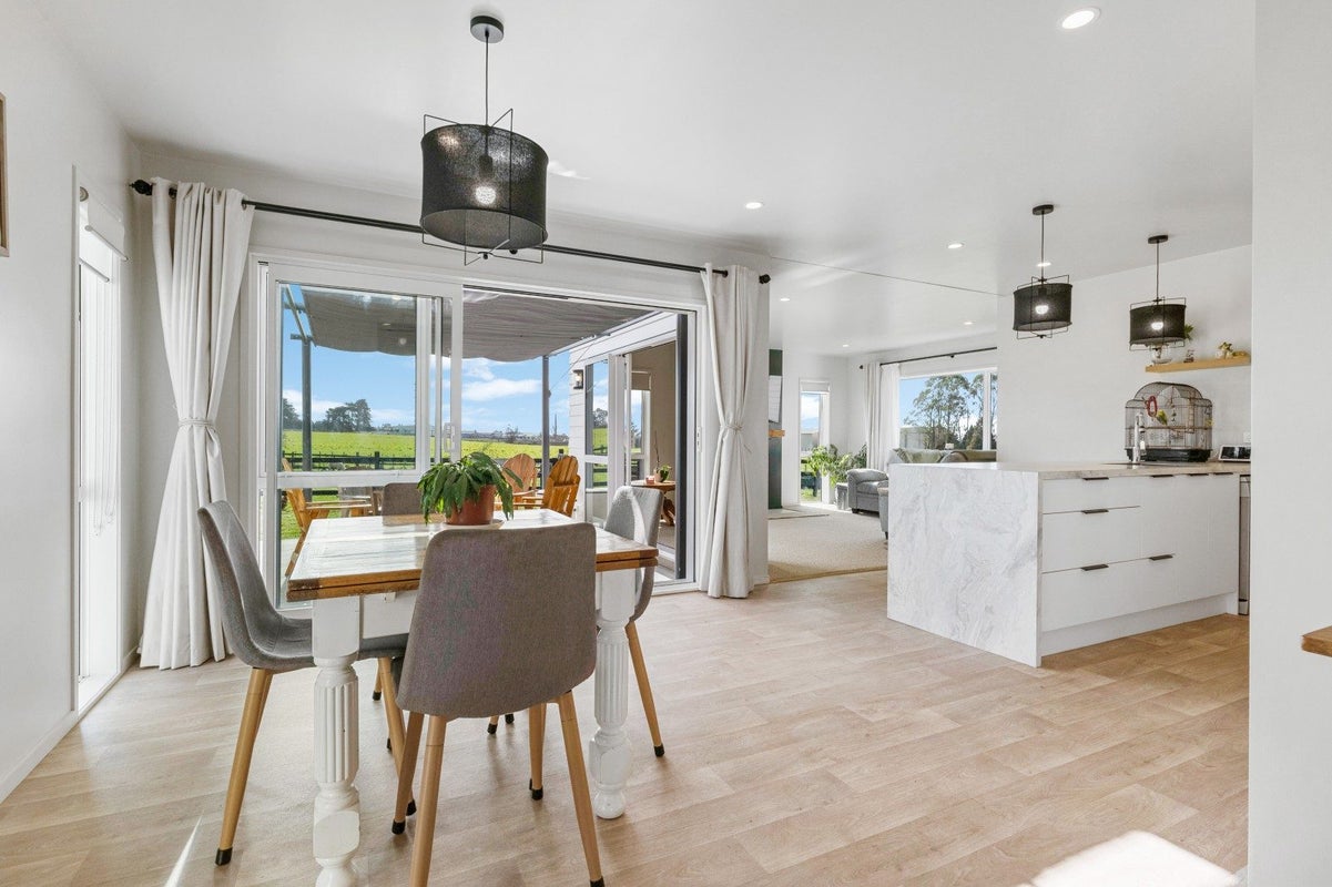 34 Monmouth Road, Pembroke - Carousel 2