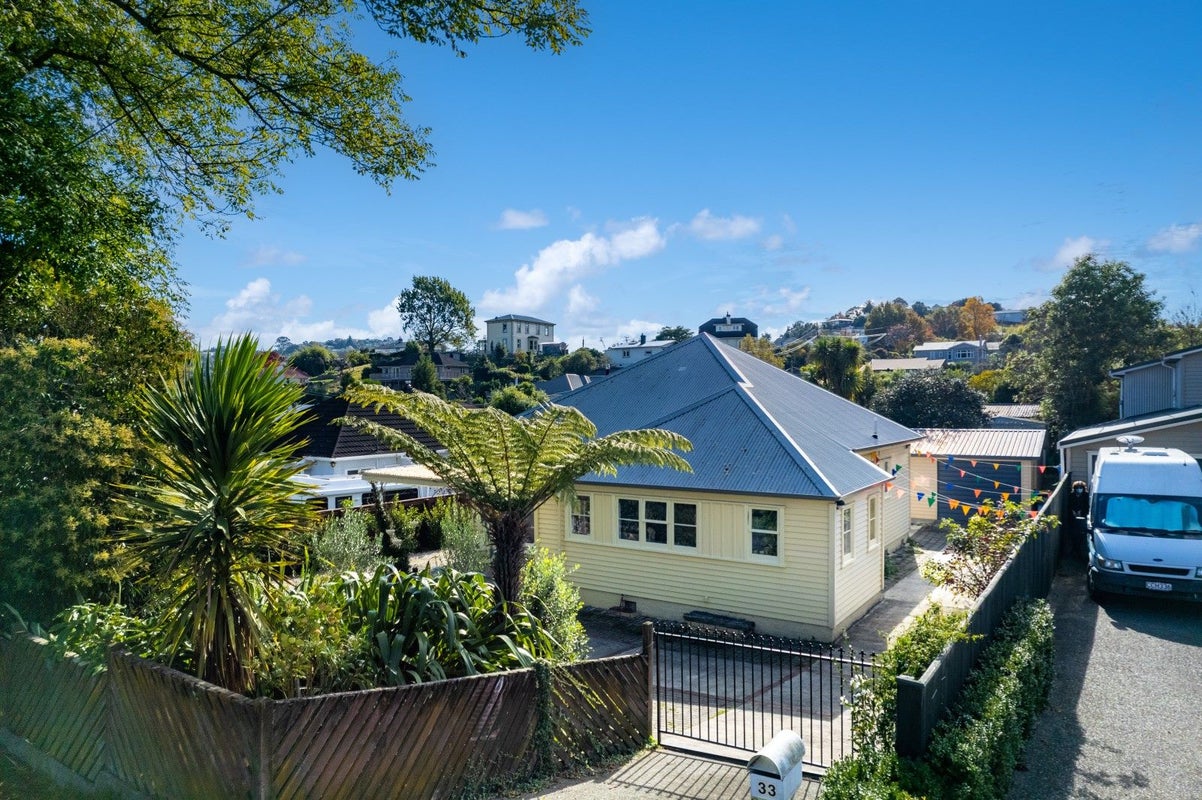 33 Franklyn Street, Nelson South, Nelson - Carousel 1