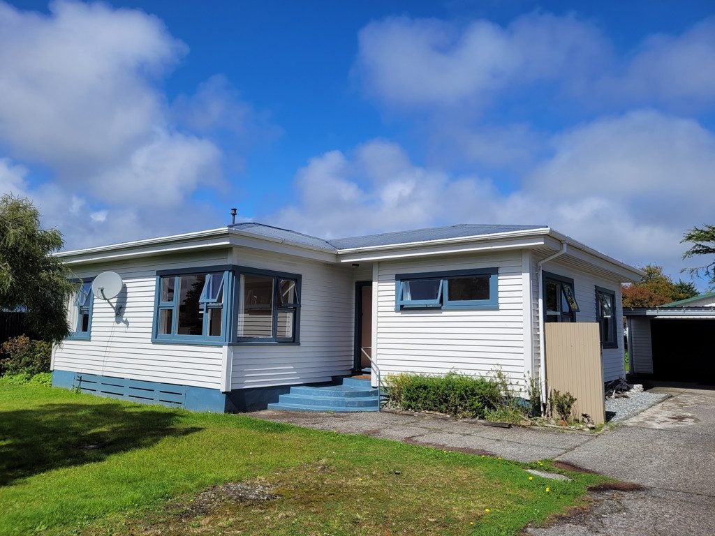 169 Stafford Street, Hokitika - Carousel 2