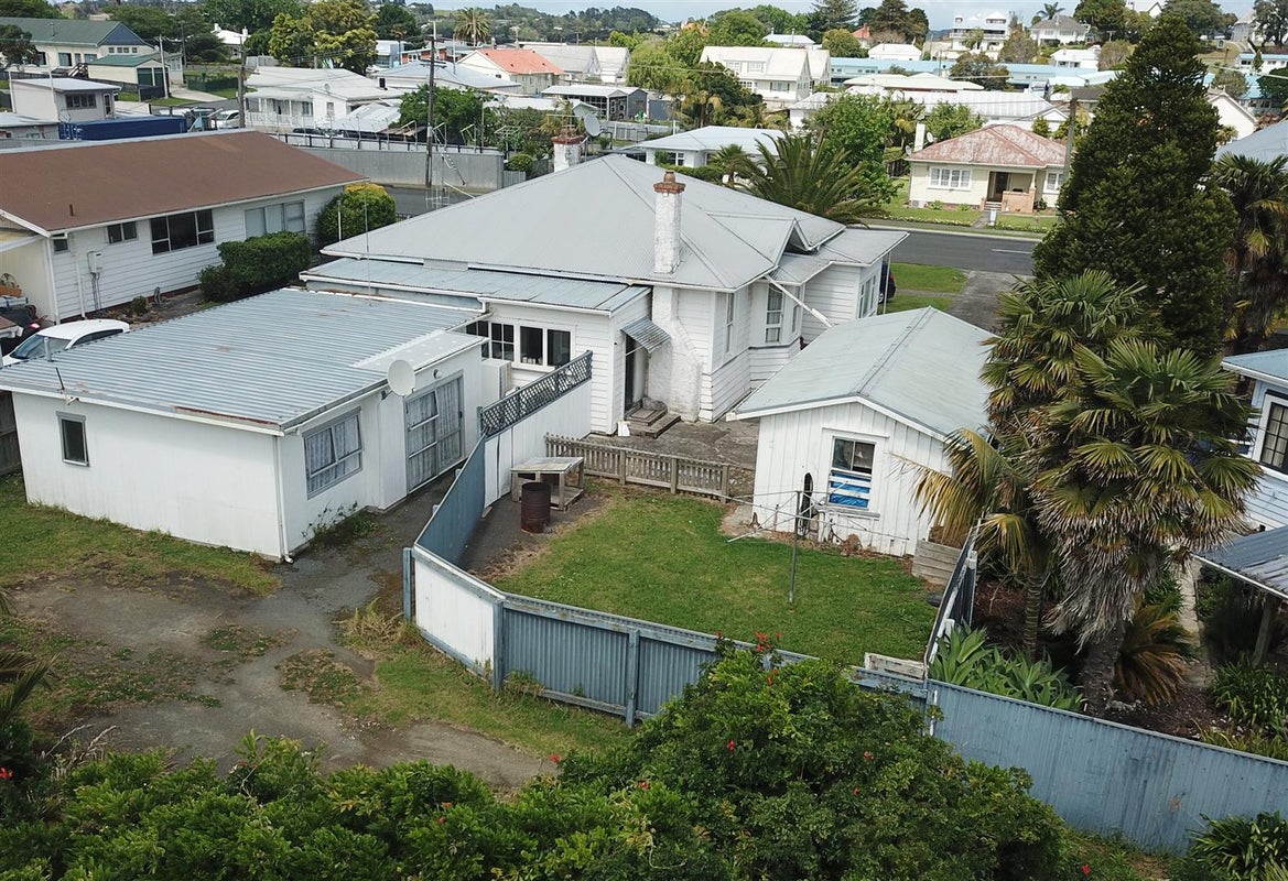 35 Parore Street, Dargaville - Carousel 2