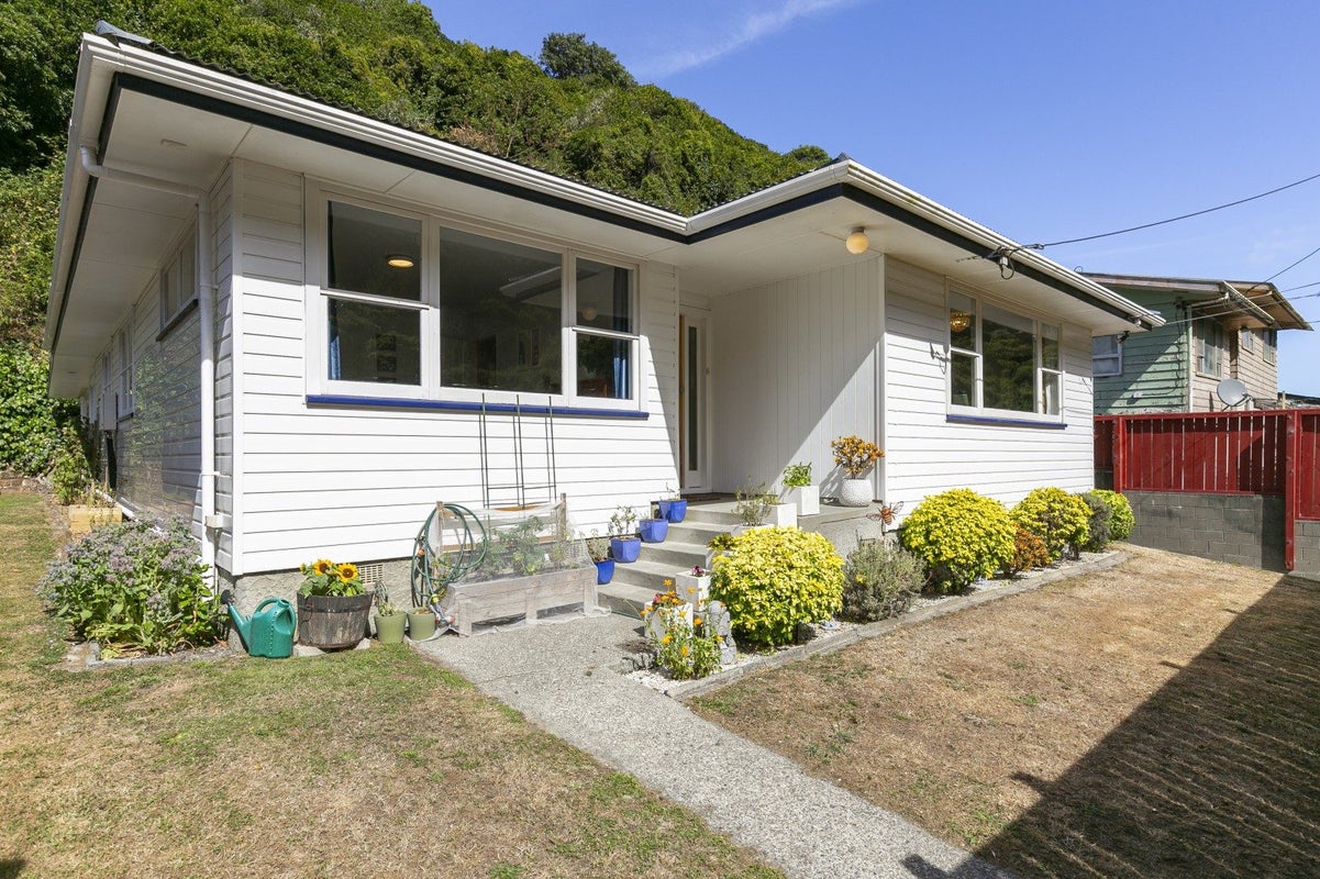 449 Ohiro Road, Brooklyn, Wellington - Carousel 1