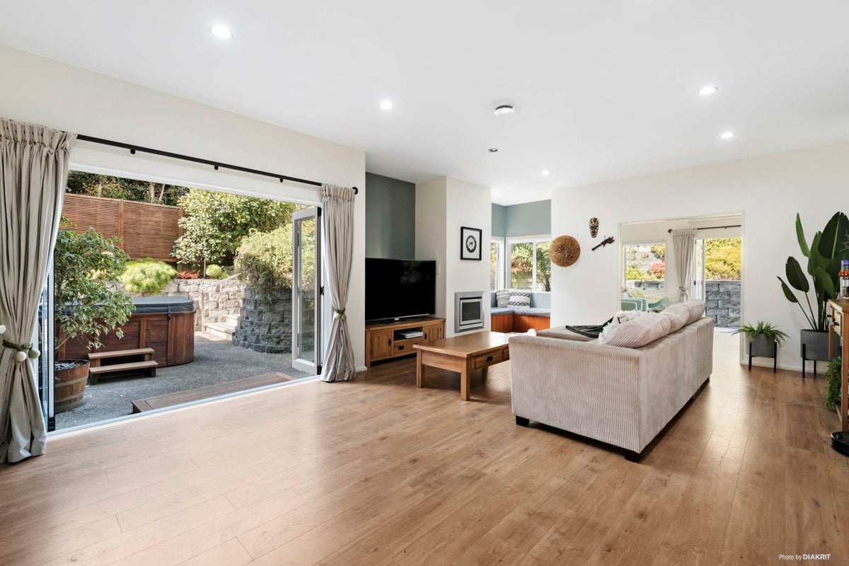 24 Aberley Road, Schnapper Rock, Auckland - Carousel 2