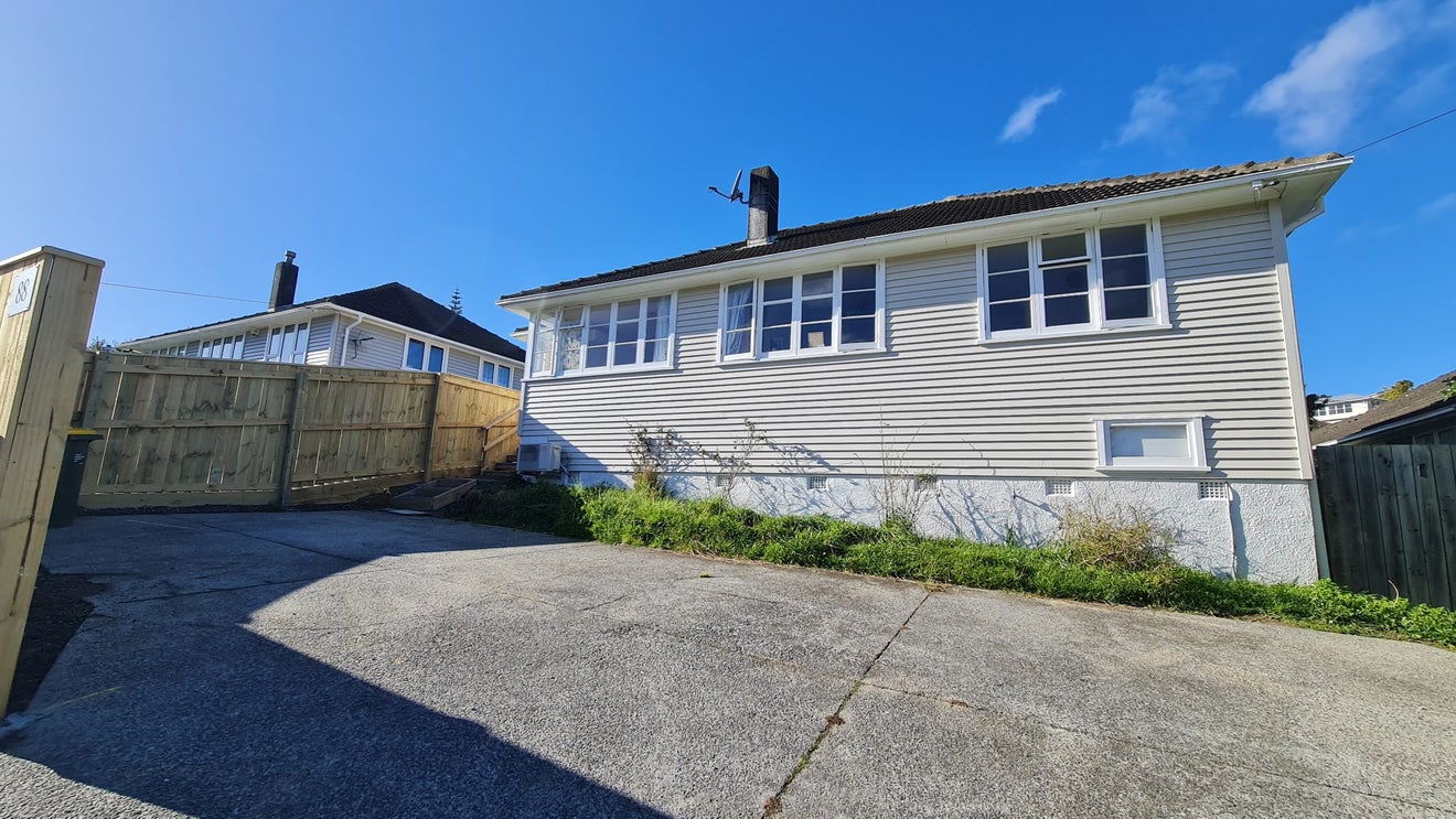 88 Dimock Street, Titahi Bay, Porirua - Carousel 2