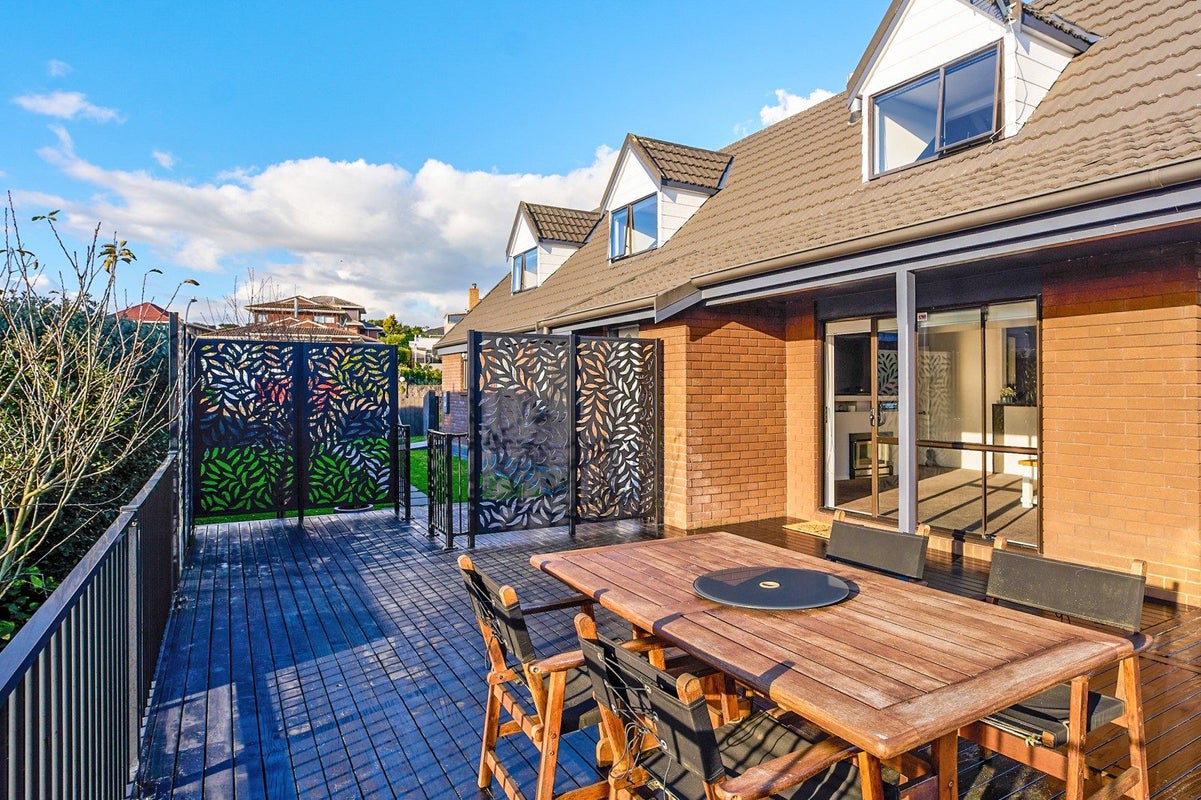 4 Sophora Place, Totara Heights, Auckland - Carousel 2