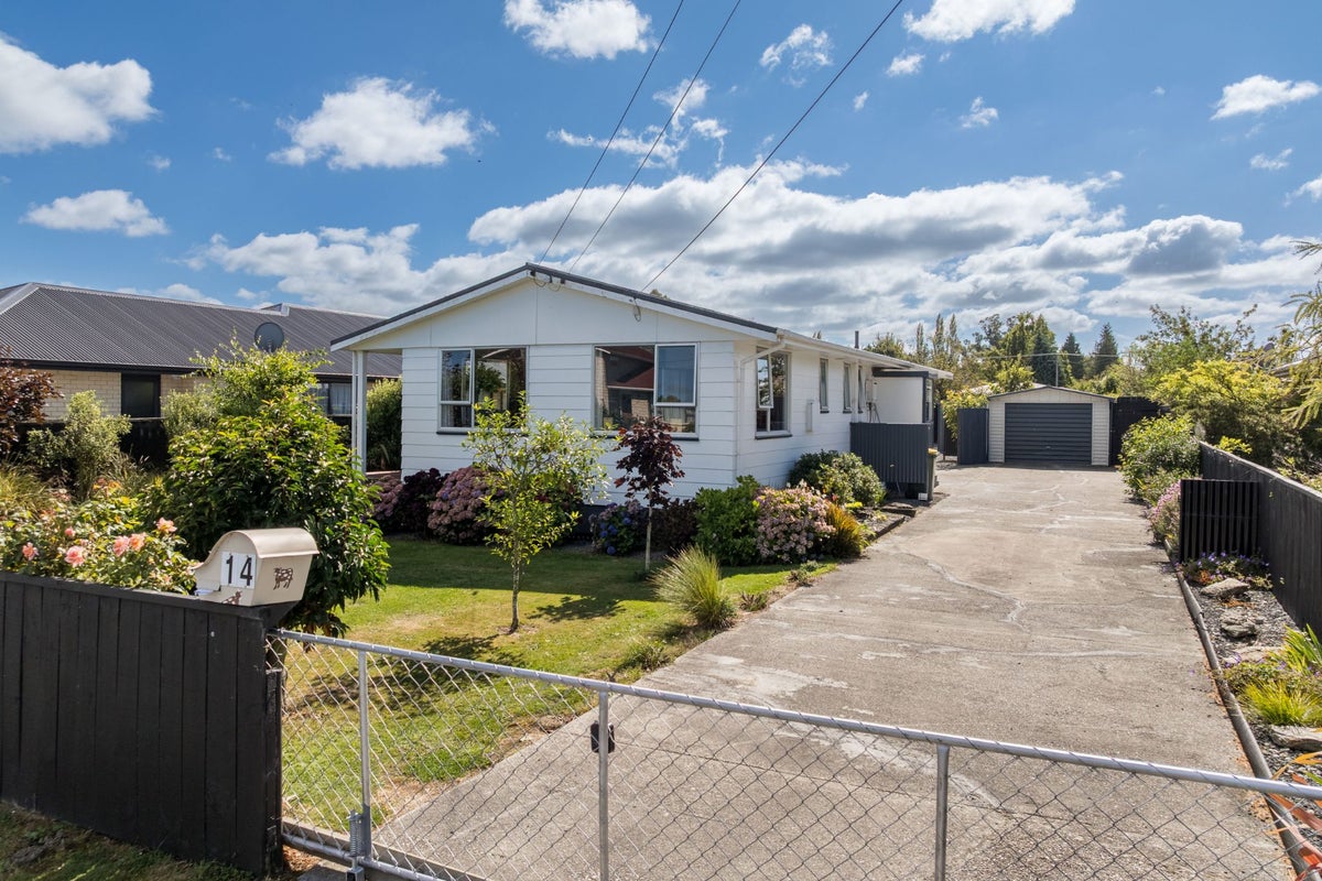 14 Cross Street, Milton - Carousel 1