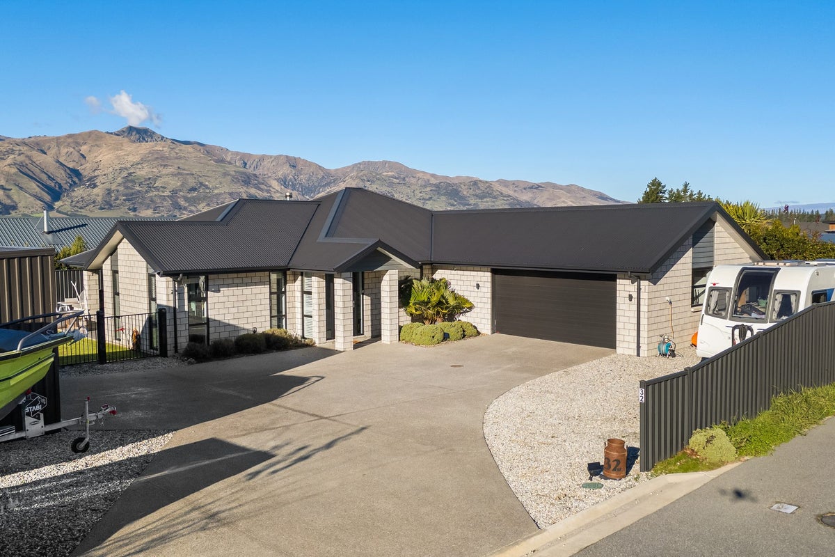 32 Timsfield Drive, Lake Hawea, Wanaka - Carousel 2