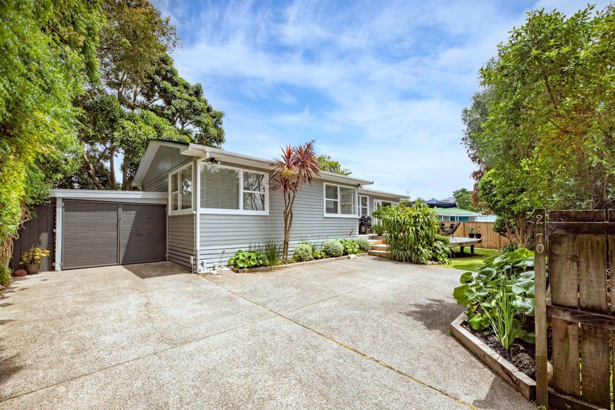 2/70 Nikau Street, New Lynn, Auckland - Carousel 1