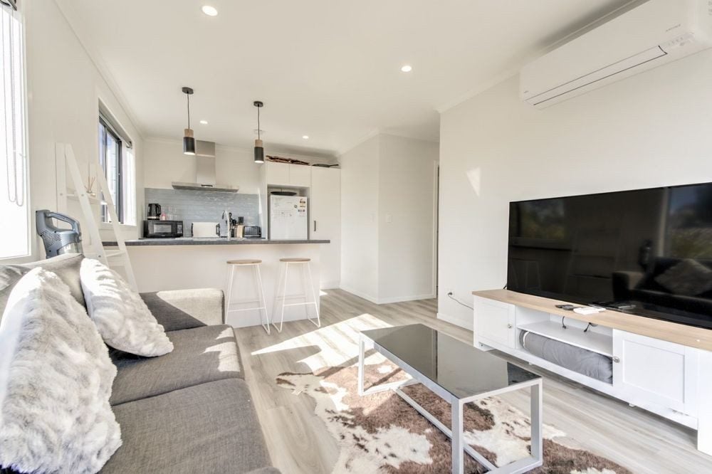 10 Tupelo Street, Pukete, Hamilton - Carousel 2