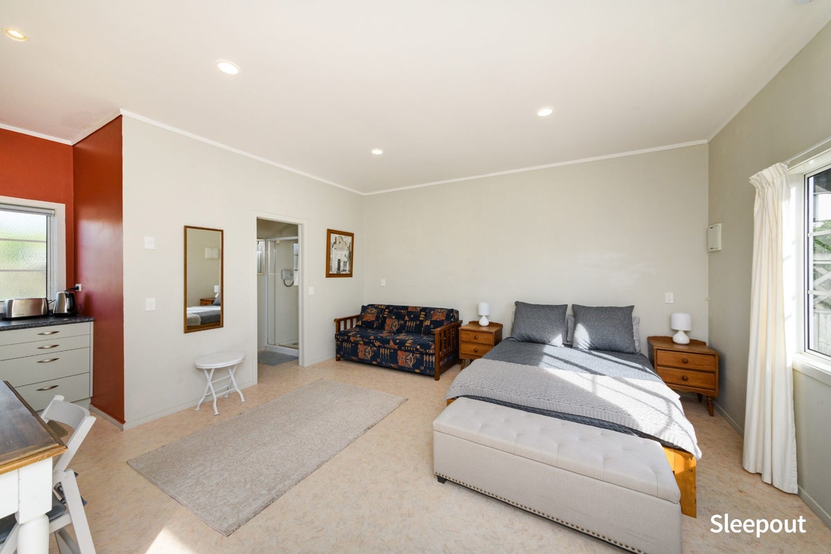 32 Kent Avenue, Waitarere Beach, Levin - Carousel 15