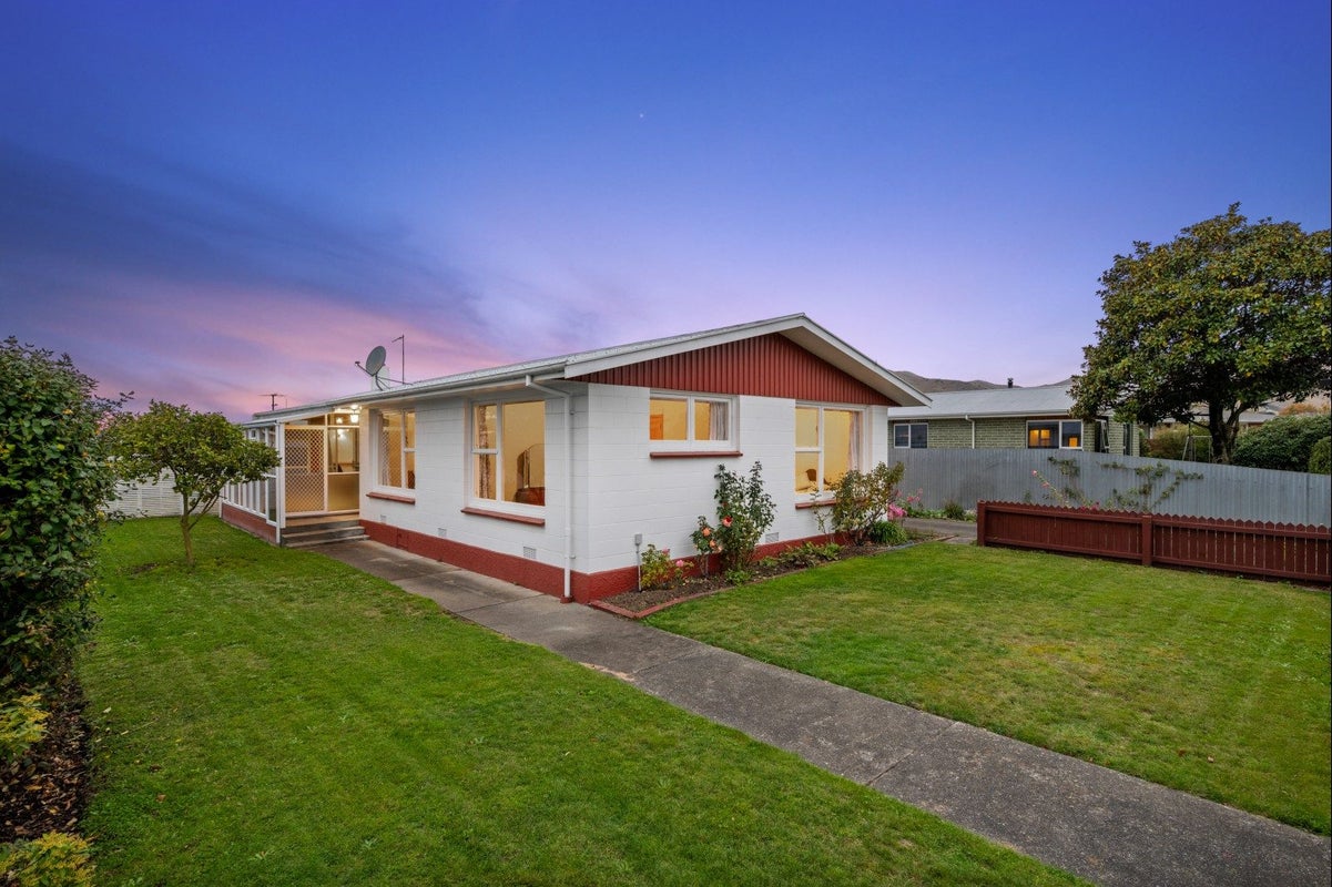 7 Bexhill Crescent, Redwoodtown, Blenheim - Carousel 1