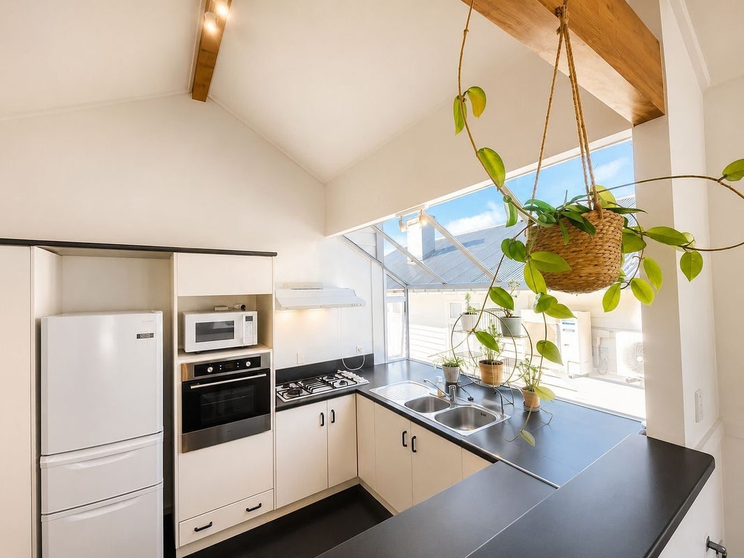 72 College Hill, Freemans Bay, Auckland - Carousel 2