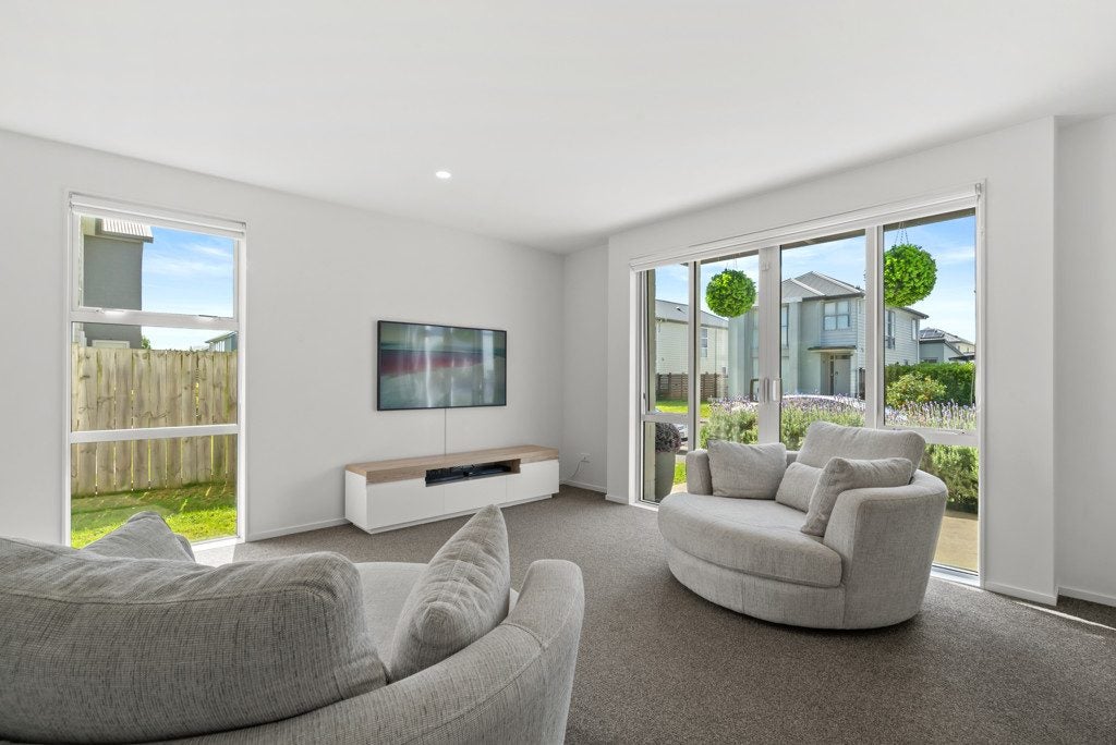16 Hakaro Way, Takanini, Papakura, Auckland - Carousel 2