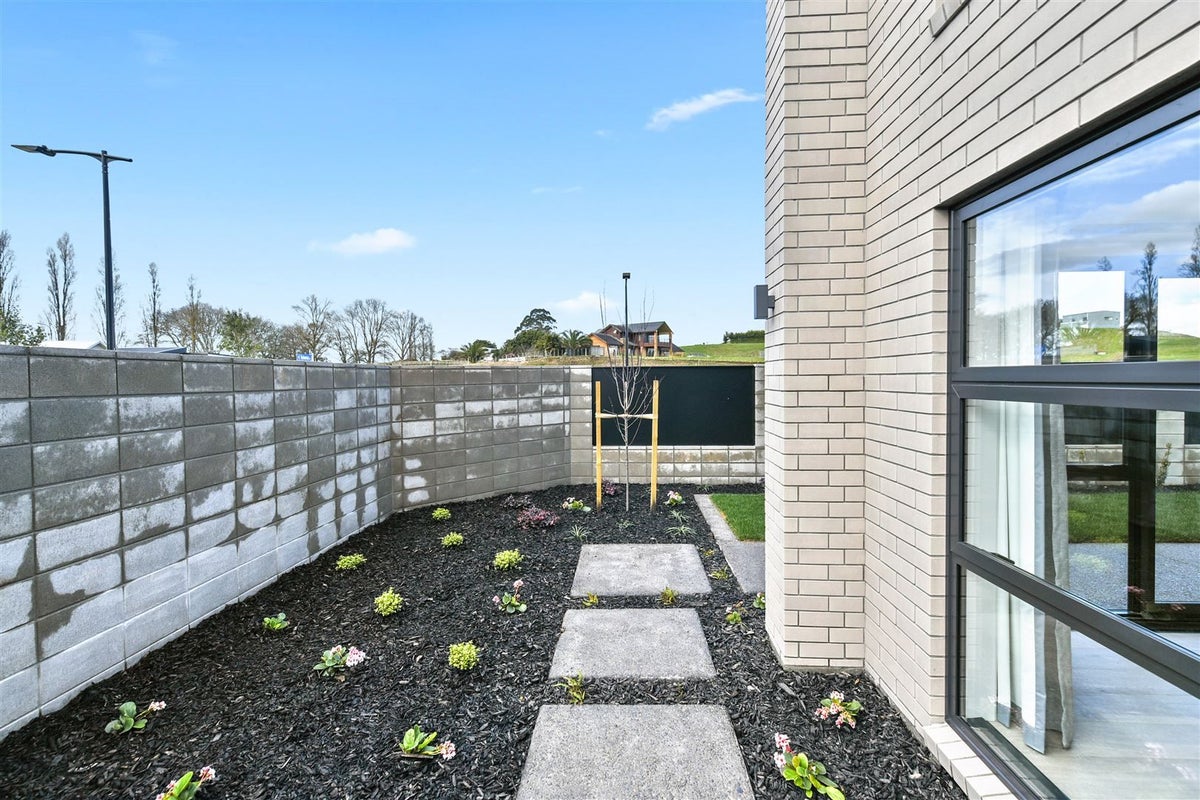 38 Tokerau Drive, Rototuna North, Hamilton - Carousel 19