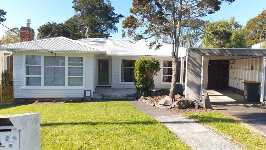 54 Chippendale Crescent, Birkdale, Auckland - Carousel 1