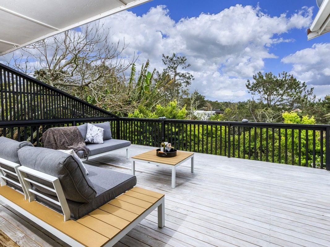 103 Sunrise Avenue, Murrays Bay, Auckland - Carousel 1
