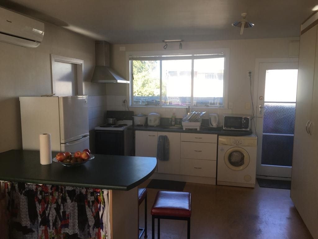 1/27 Whitmore Street, Edgeware, Christchurch - Carousel 2