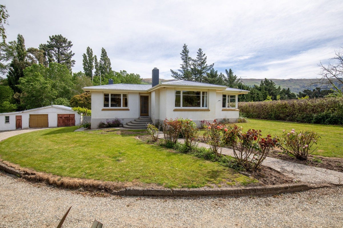 153 East Road, Reporoa - Carousel 1