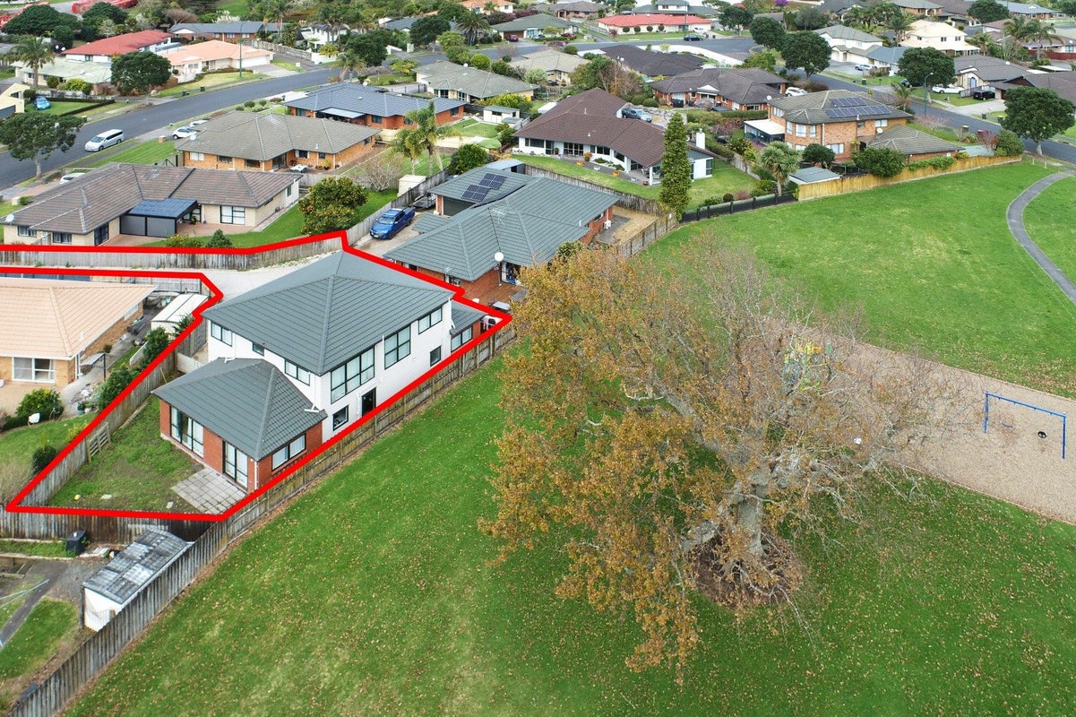112 Longford Park Drive, Takanini, Auckland - Carousel 23