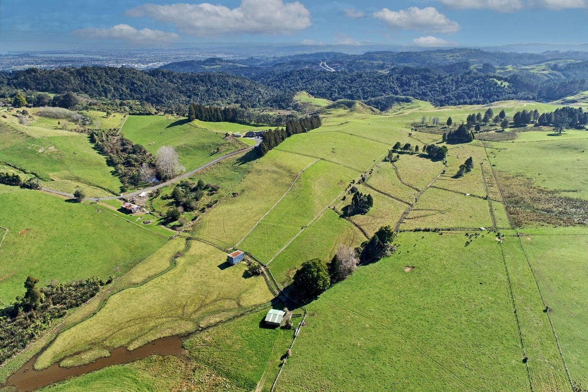 1723 Ponga Road, Papakura - Carousel 2