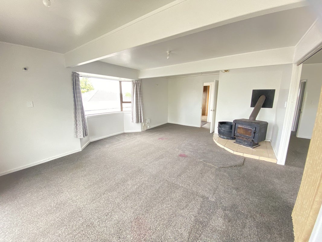 20 Christmas Road, Manurewa, Auckland - Carousel 2