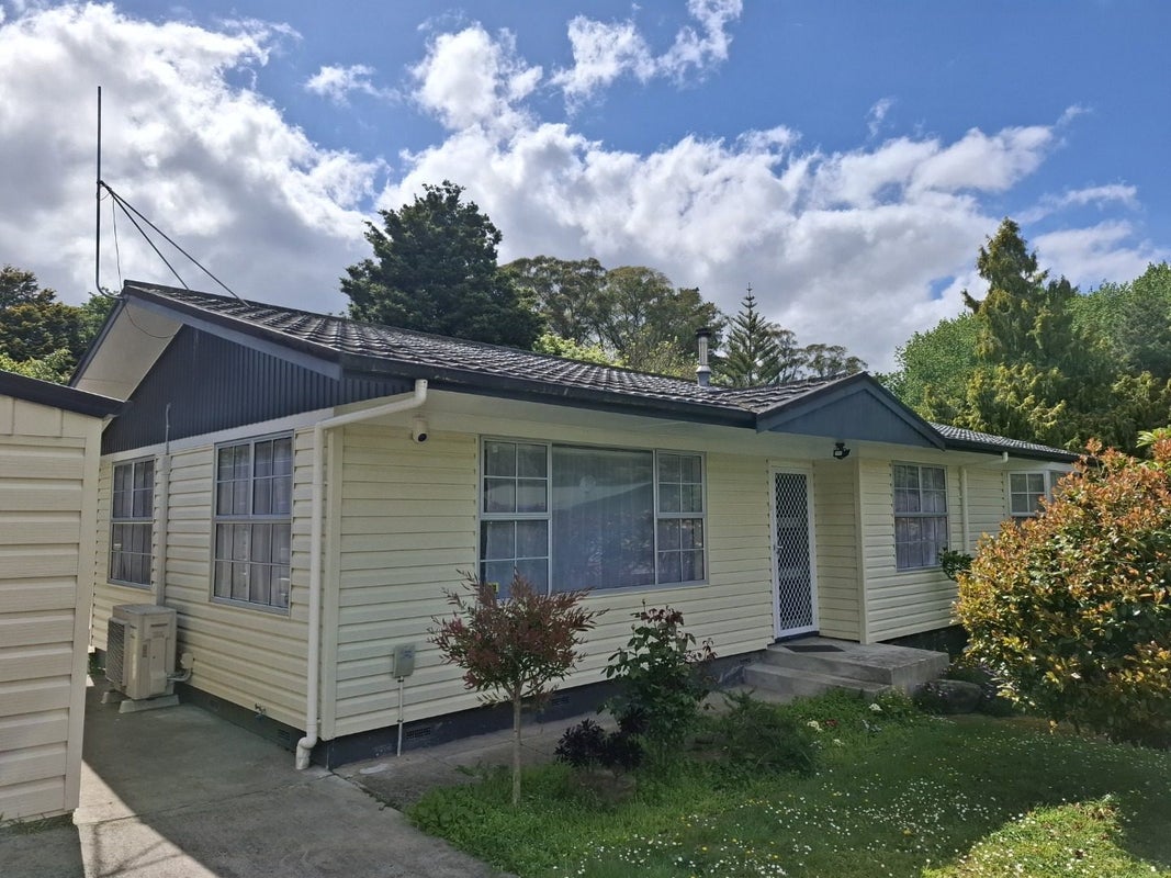 23 Cleveland Street, Bader, Hamilton - Carousel 1