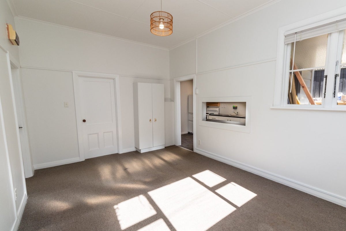 197 Aro Street, Aro Valley, Wellington - Carousel 1