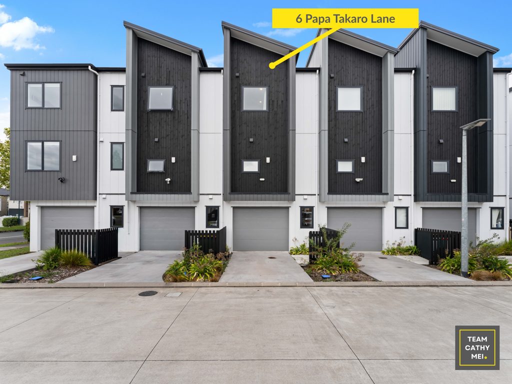 6 Papa Takaro Lane, Flat Bush, Auckland - Carousel 1