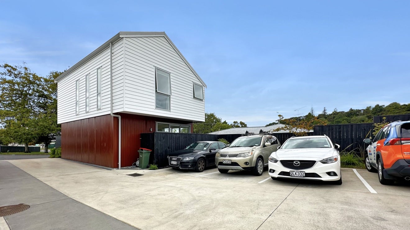 2/89 Salisbury Road, Birkdale, Auckland - Carousel 17
