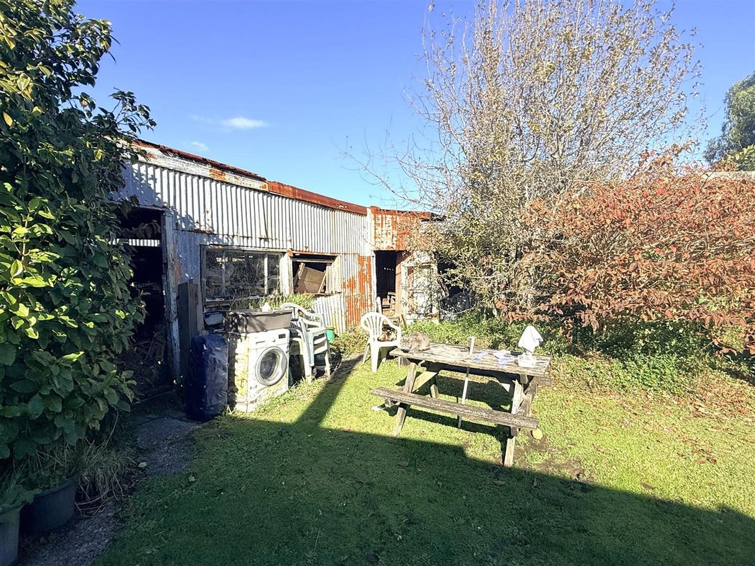 18 Fox Street, Cobden, Greymouth - Carousel 18