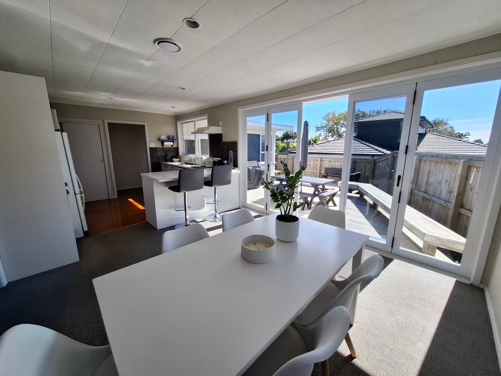 21 Tarahua Road, Vogeltown, New Plymouth - Carousel 2