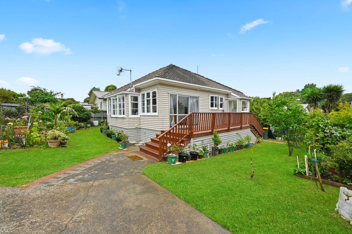 25B Kiwi Avenue, Forest Lake, Hamilton - Carousel 2