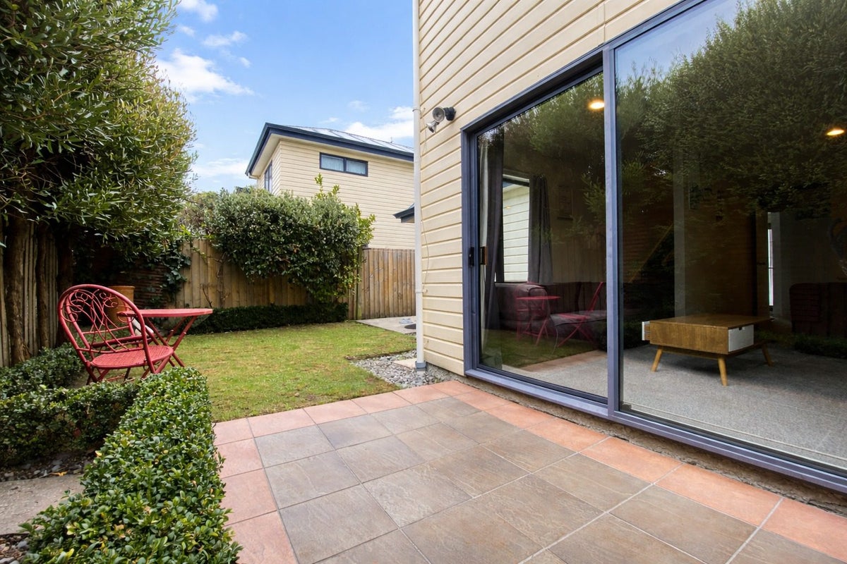 5/25 Braddon Street, Addington, Christchurch - Carousel 2