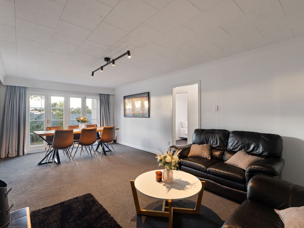 256 Tremaine Avenue, Highbury, Palmerston North - Carousel 1