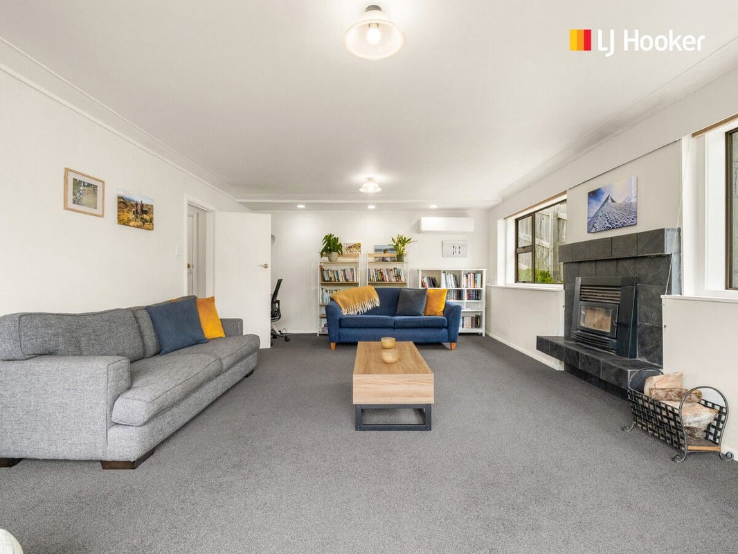11 Upland Street, Helensburgh, Dunedin - Carousel 2
