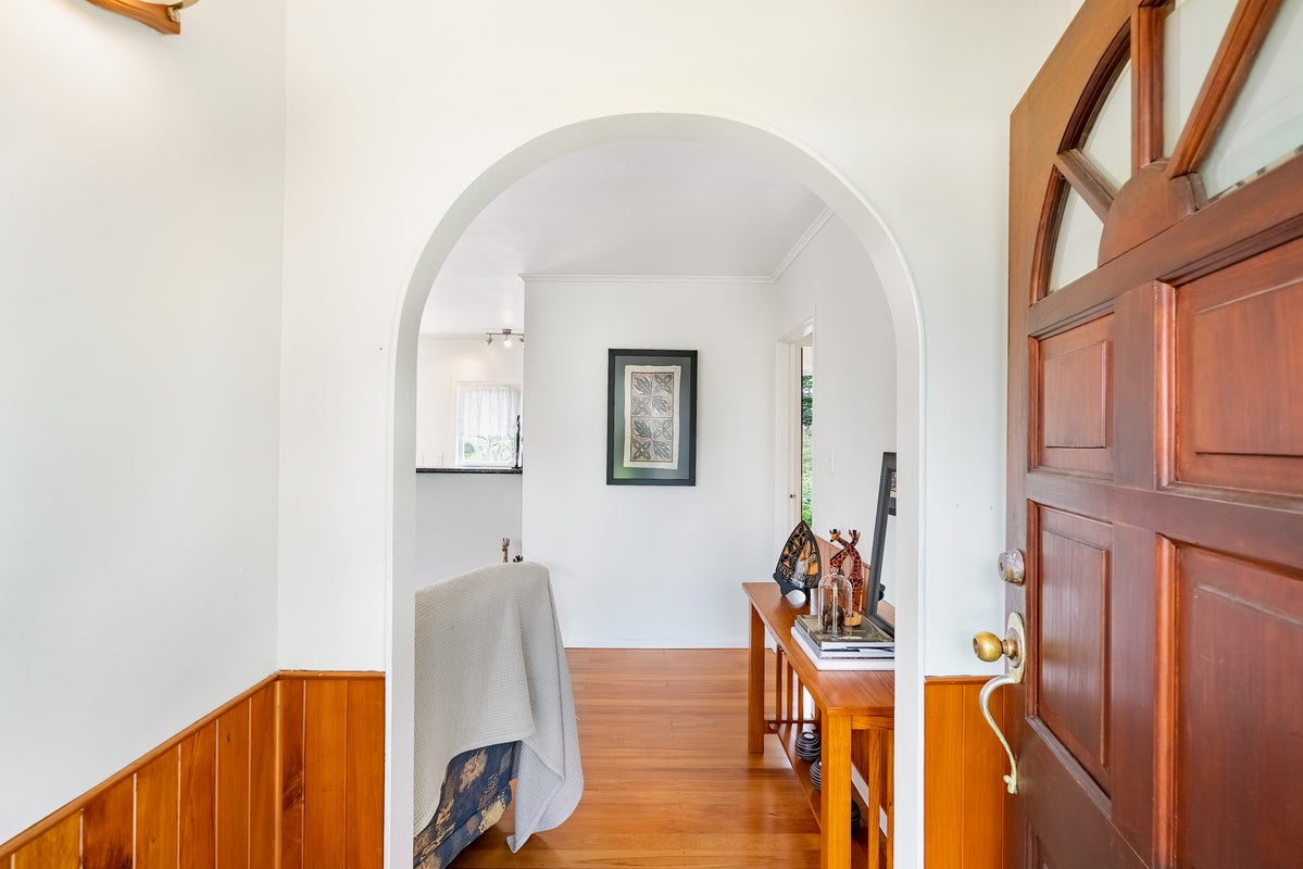 24 Rangitiki Crescent, Lynfield, Auckland - Carousel 2