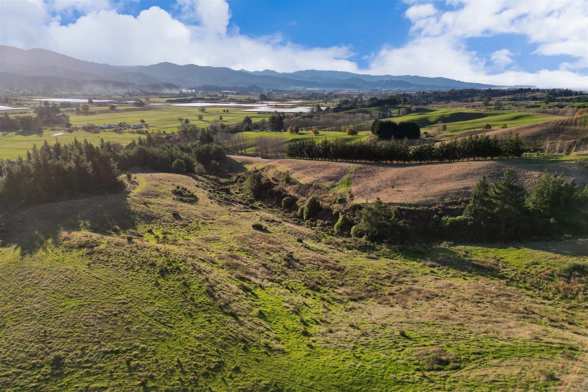 2384 Moutere Highway, Lower Moutere - Carousel 1
