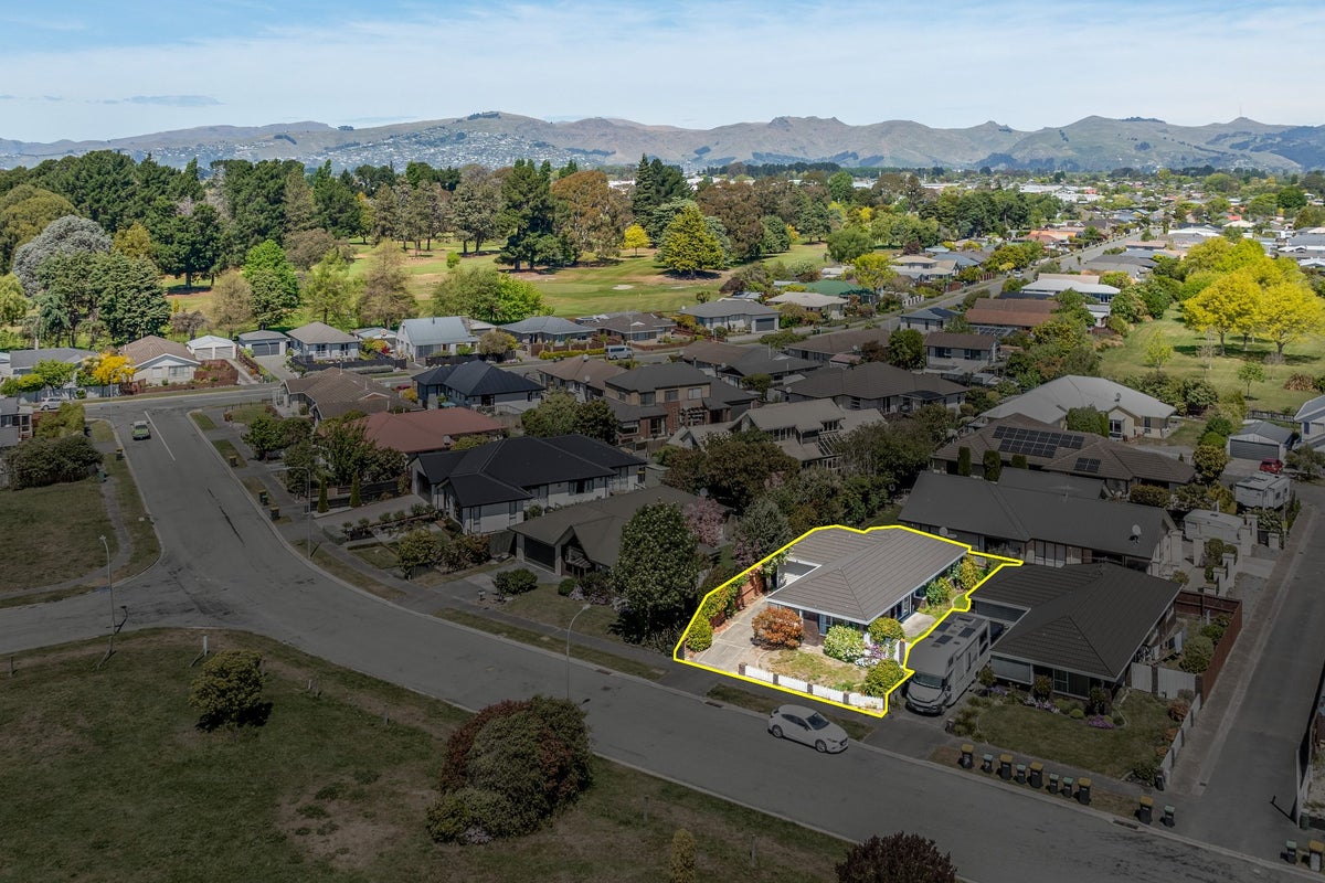 2/15 Baladin Street, Avondale, Christchurch - Carousel 14