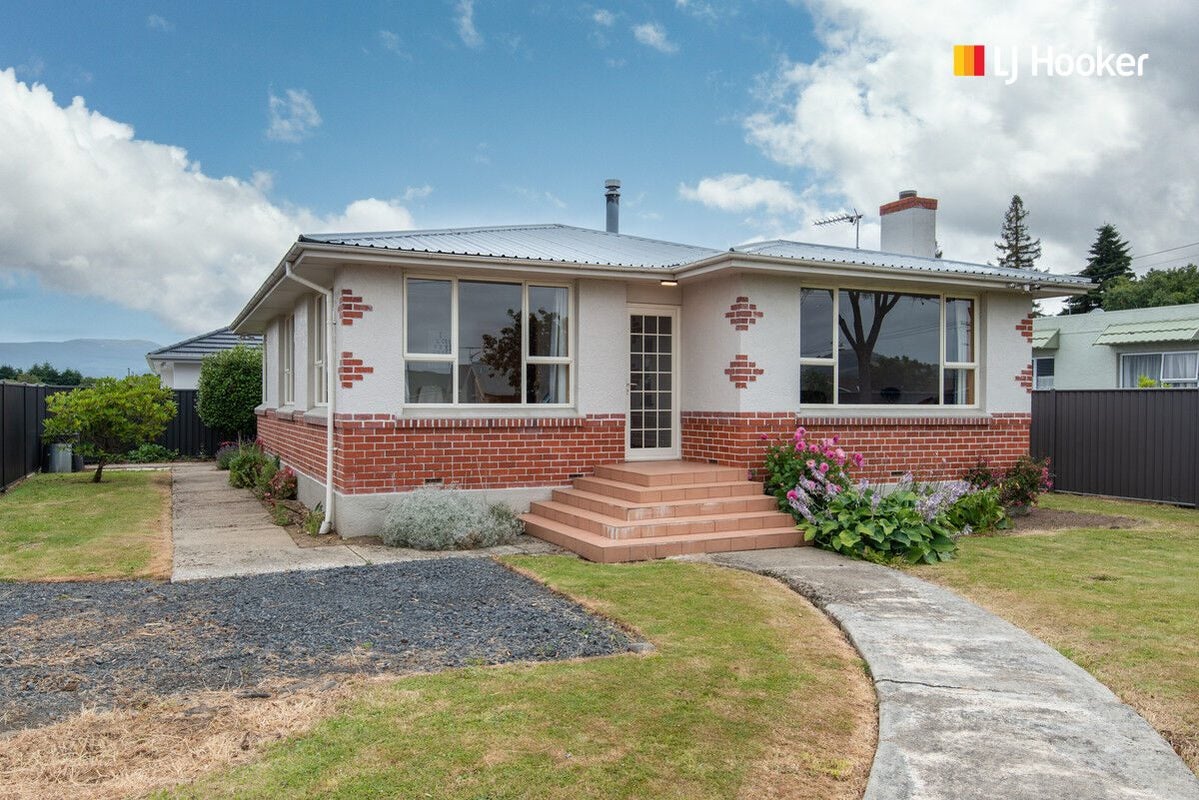 191 Gordon Road, Mosgiel, Mosgiel - Carousel 1