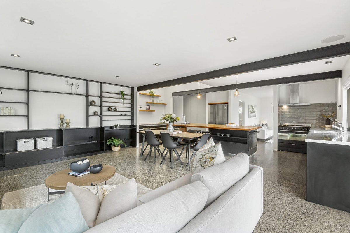 24 Grove Road, Narrow Neck, Auckland - Carousel 2