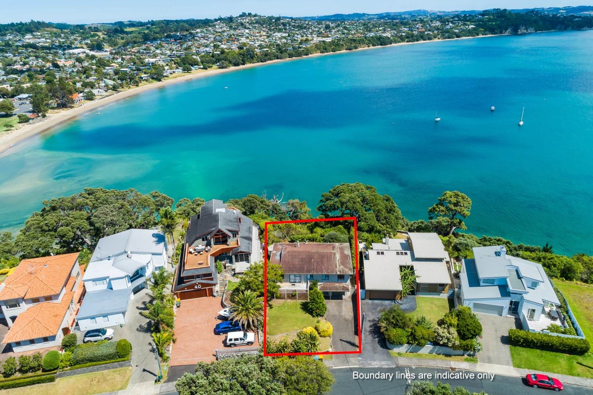 42 Ardern Avenue, Stanmore Bay, Whangaparaoa - Carousel 2